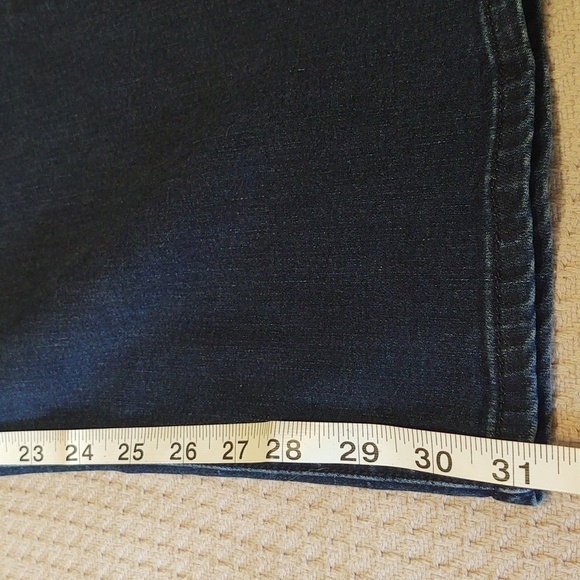 Calvin Klein Women's Slim Straight Denim Jeans - Picture 8 of 8